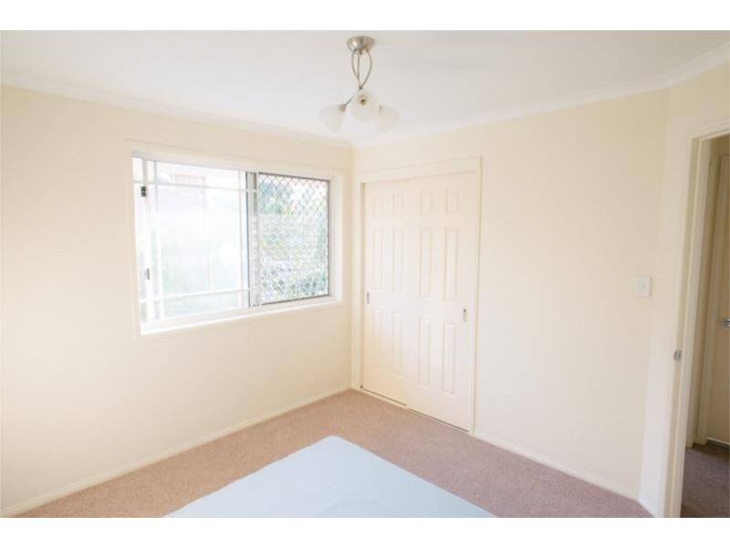 6 Toulon Street, Wishart QLD 4122