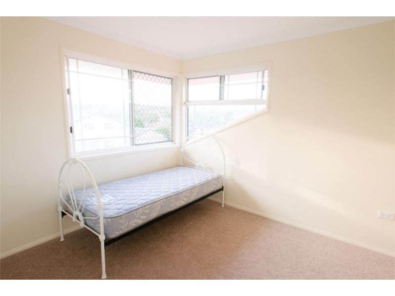 6 Toulon Street, Wishart QLD 4122