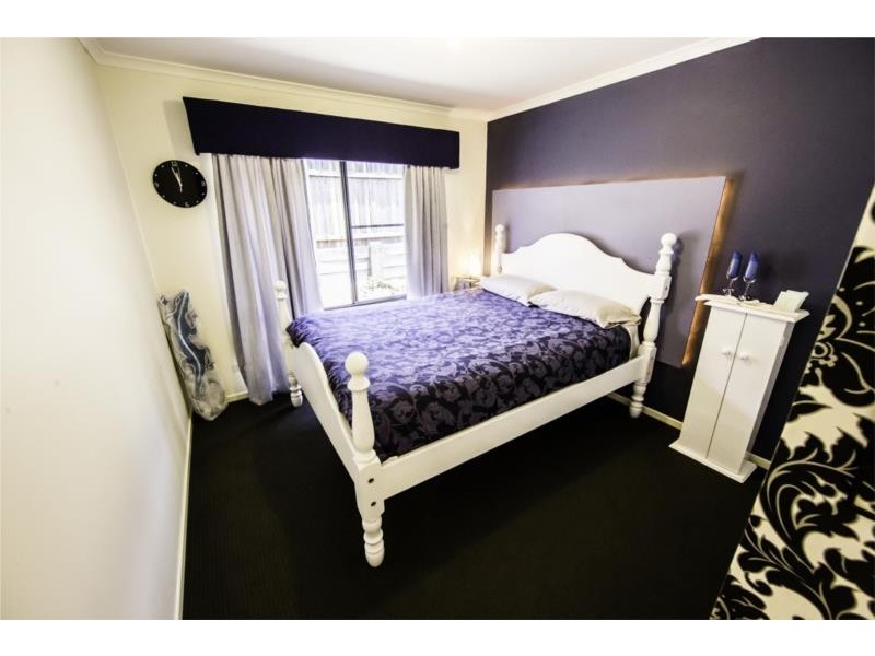 6 Fairy Wren Terrace, Gilston QLD 4211