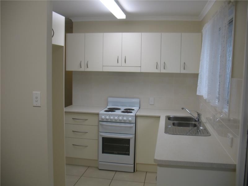 27 Girralong Street, Eagleby QLD 4207