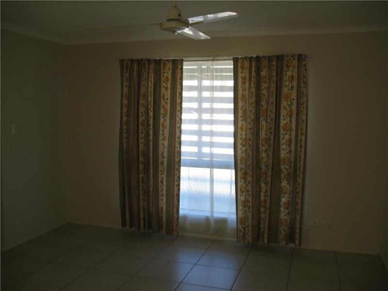 27 Girralong Street, Eagleby QLD 4207