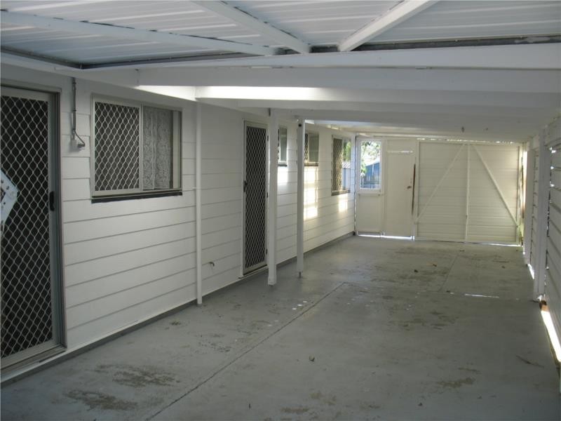 27 Girralong Street, Eagleby QLD 4207