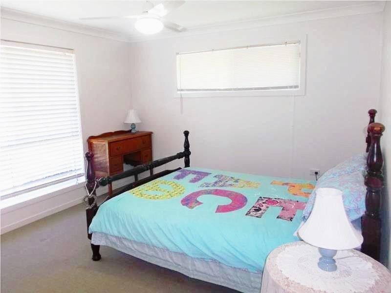 8 Seabreeze Street, Bargara QLD 4670