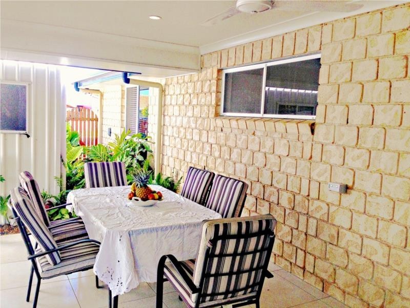 8 Seabreeze Street, Bargara QLD 4670