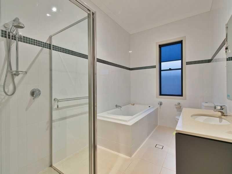 5 Crusade Court, Coomera Waters QLD 4209