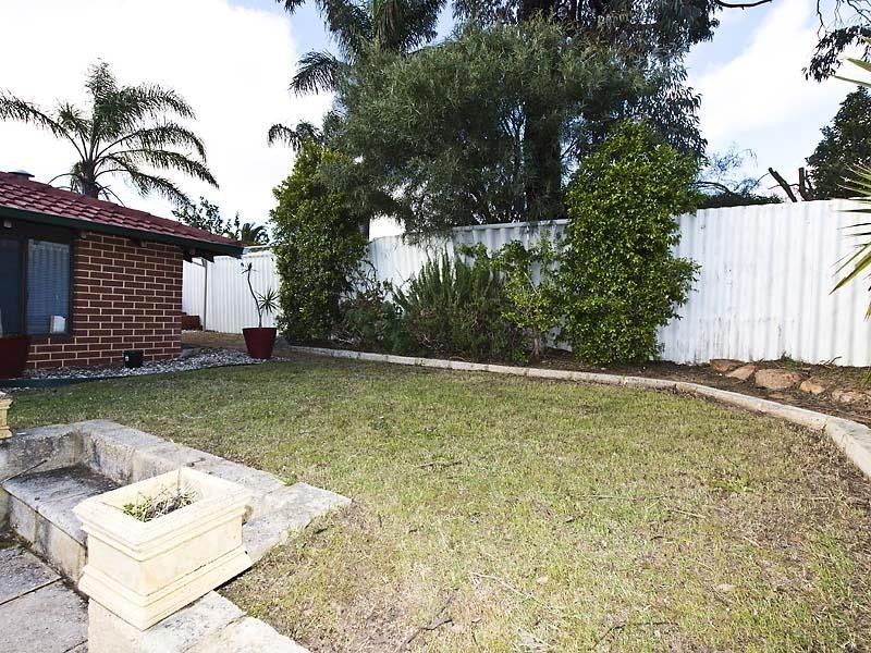 726 Beach Road, Hamersley WA 6022