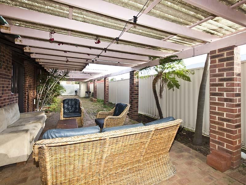 726 Beach Road, Hamersley WA 6022