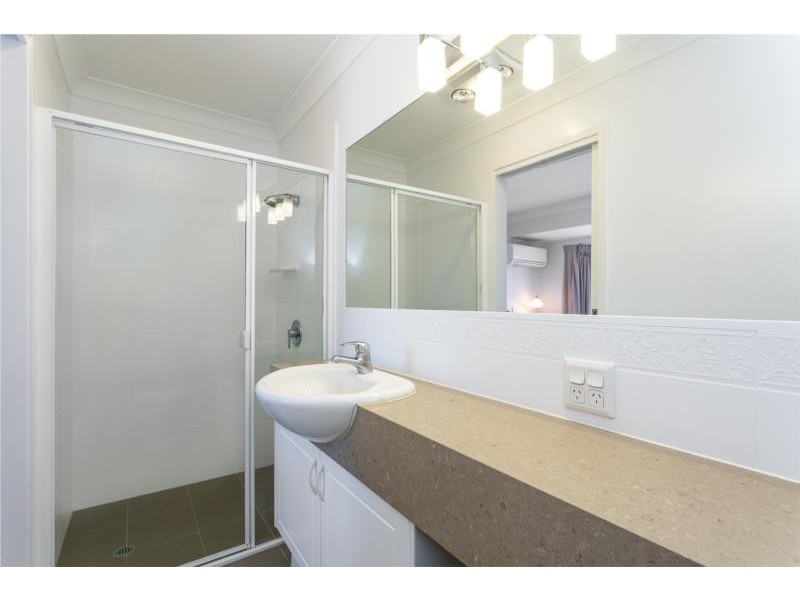 2/49 Margate Parade, Margate QLD 4019