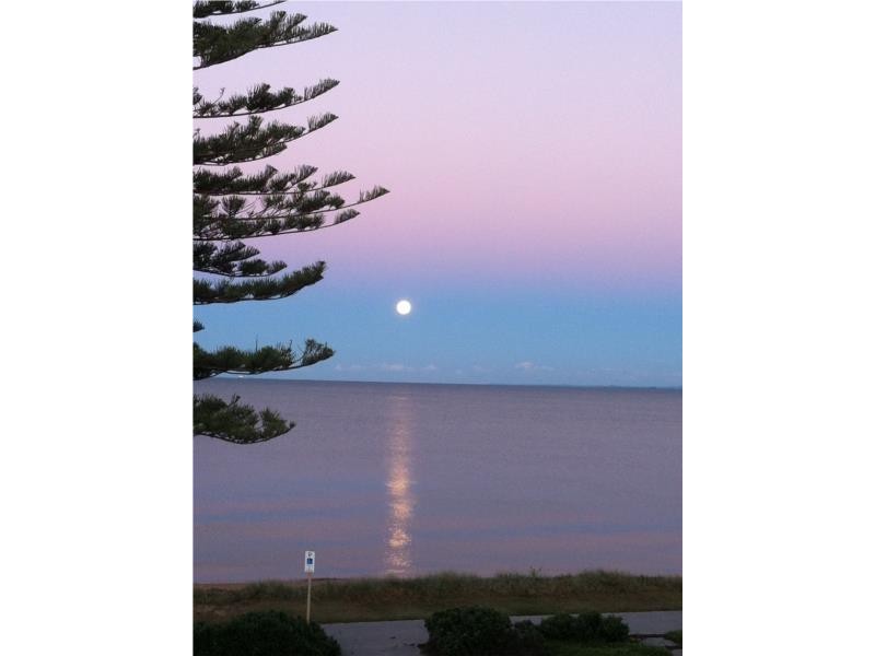 2/49 Margate Parade, Margate QLD 4019