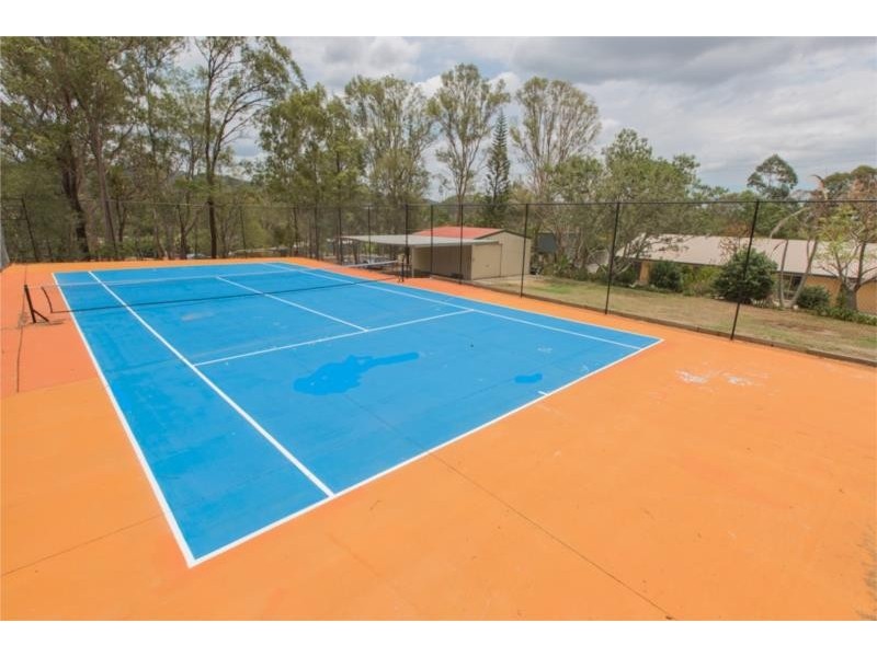 36 Ruth Terrace, Oxenford QLD 4210