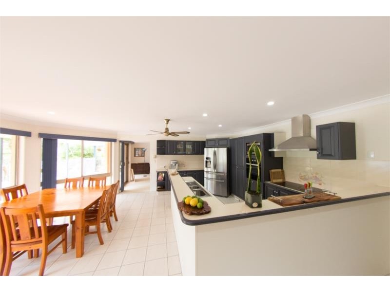 36 Ruth Terrace, Oxenford QLD 4210
