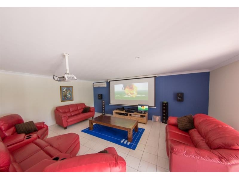36 Ruth Terrace, Oxenford QLD 4210