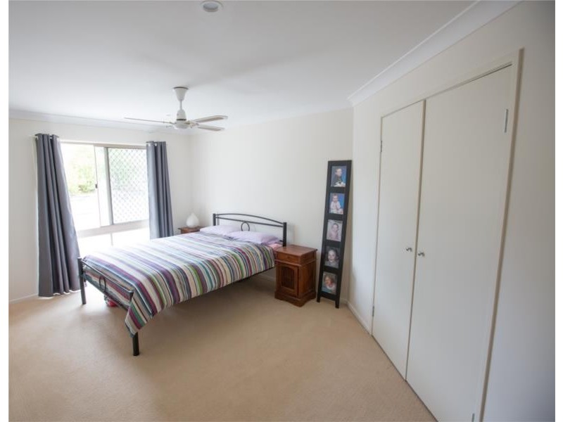 36 Ruth Terrace, Oxenford QLD 4210