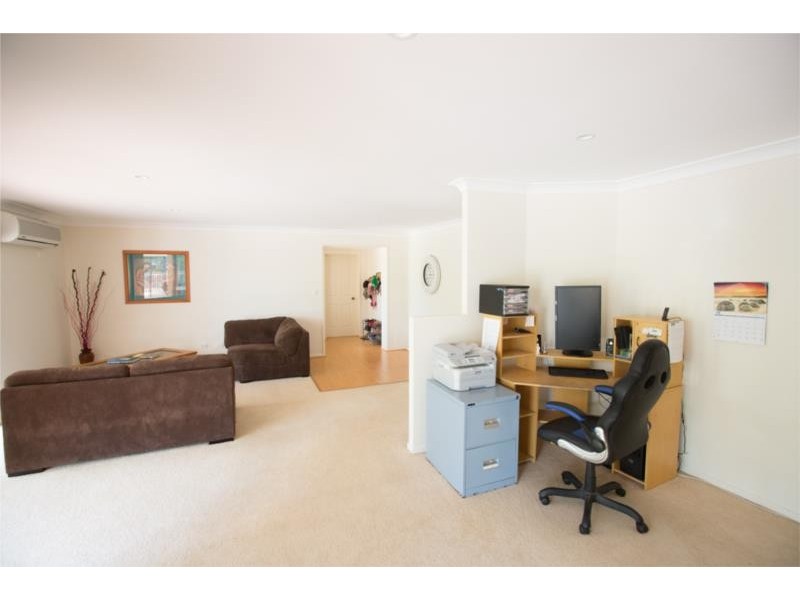36 Ruth Terrace, Oxenford QLD 4210