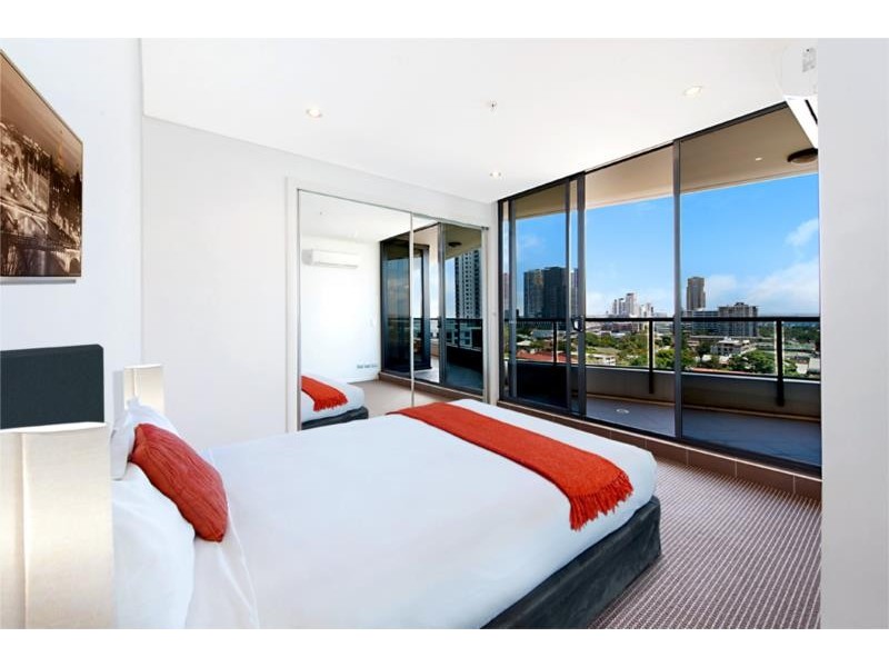 1610/2 Aqua Street, Southport QLD 4215