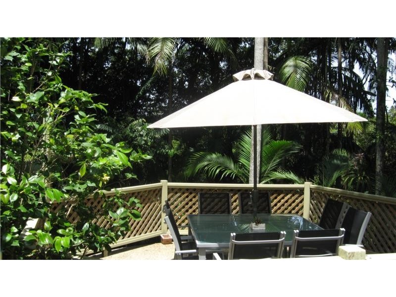 9 Wongawallan Road, Tamborine Mountain QLD 4272