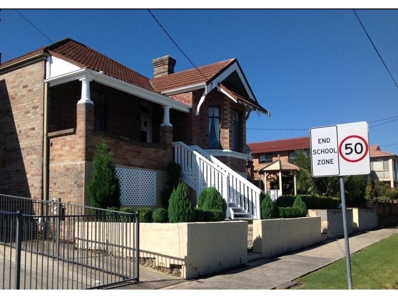 27 Hill Street, Lithgow NSW 2790