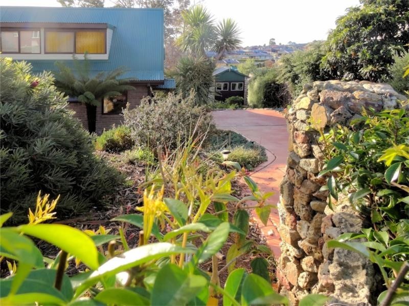 38 Willow Avenue, Kingston TAS 7050