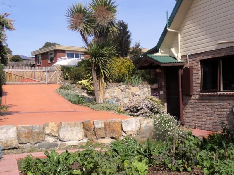 38 Willow Avenue, Kingston TAS 7050
