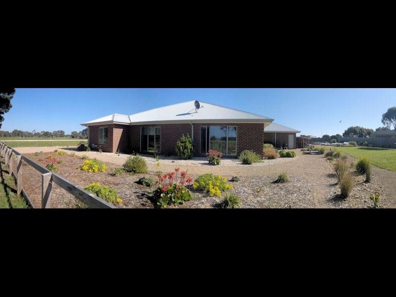 2 Butlers Point Drive, Newlands Arm VIC 3875