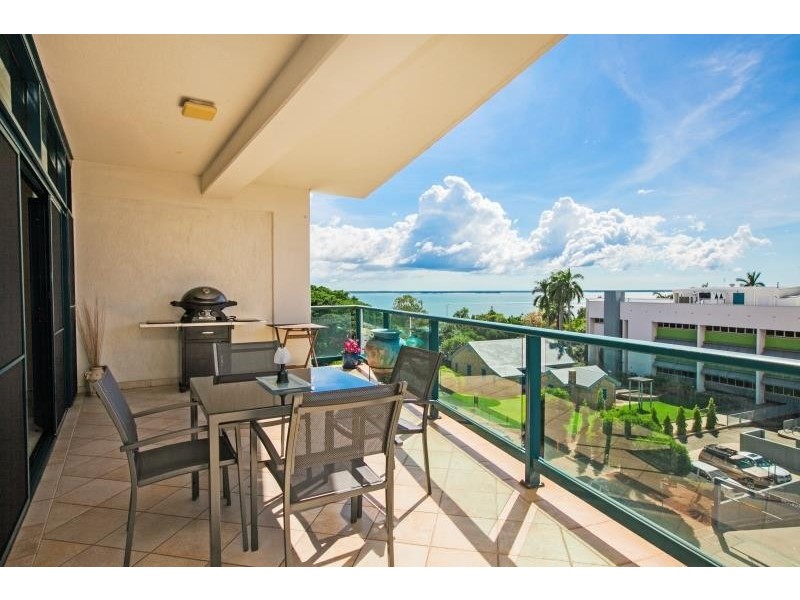 27/8 Knuckey Street, Darwin NT 0800