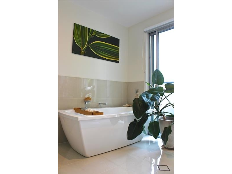 627 CASUARINA WAY, Casuarina NSW 2487