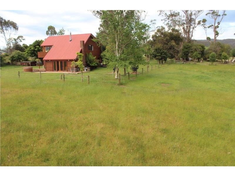 6 Elizabeth Street, Sheffield TAS 7306