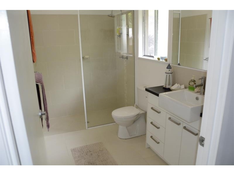 6 Fantan Close, Redlynch QLD 4870