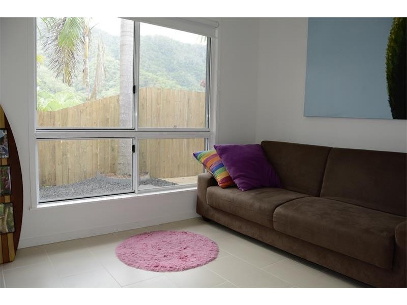 6 Fantan Close, Redlynch QLD 4870