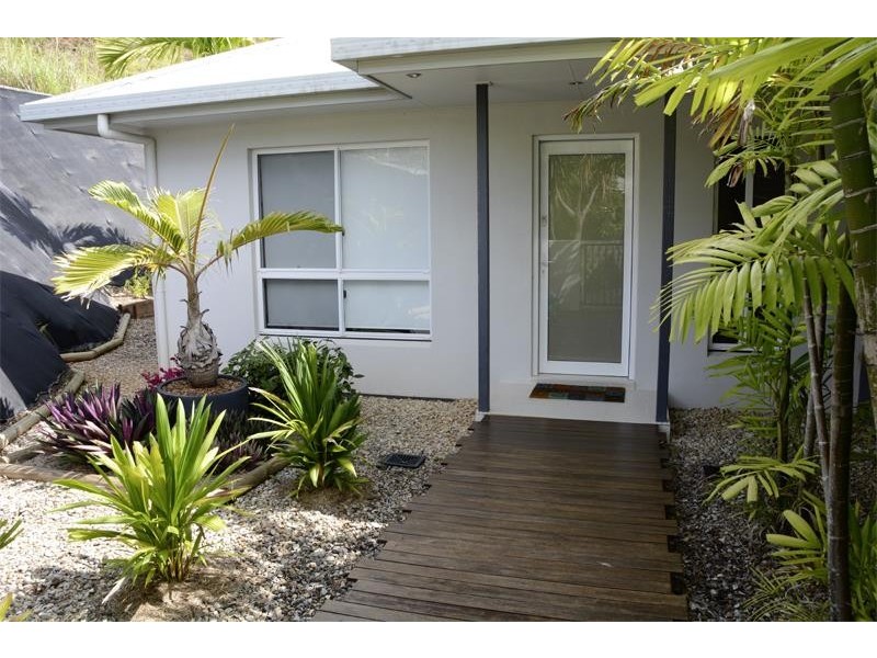 6 Fantan Close, Redlynch QLD 4870