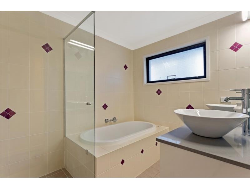 4 Lanena street, Mountain Creek QLD 4557