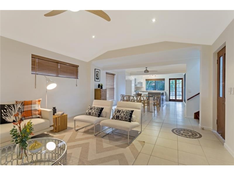 4 Lanena street, Mountain Creek QLD 4557