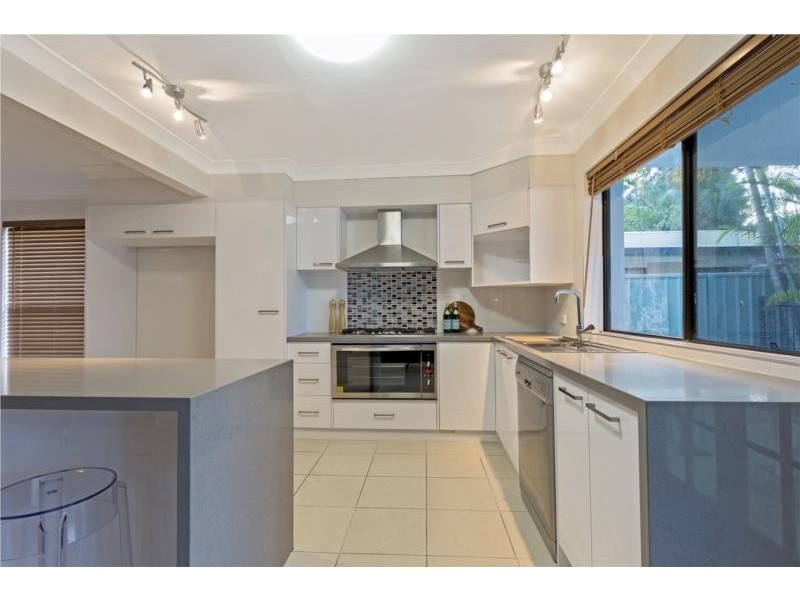 4 Lanena street, Mountain Creek QLD 4557