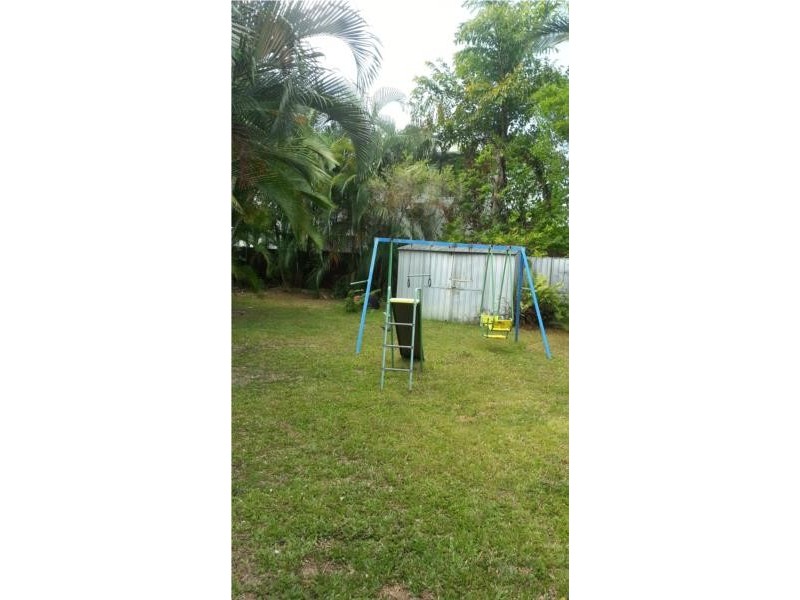 12 Conlan Close, Manoora QLD 4870