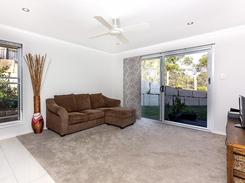 42 Dana Street, Cashmere QLD 4500