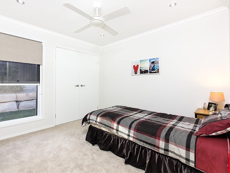 42 Dana Street, Cashmere QLD 4500