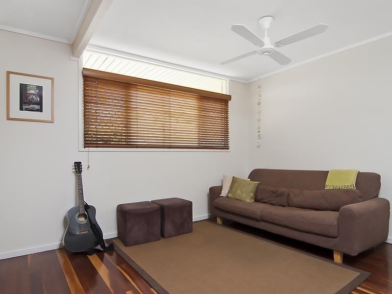 Bardon QLD 4065