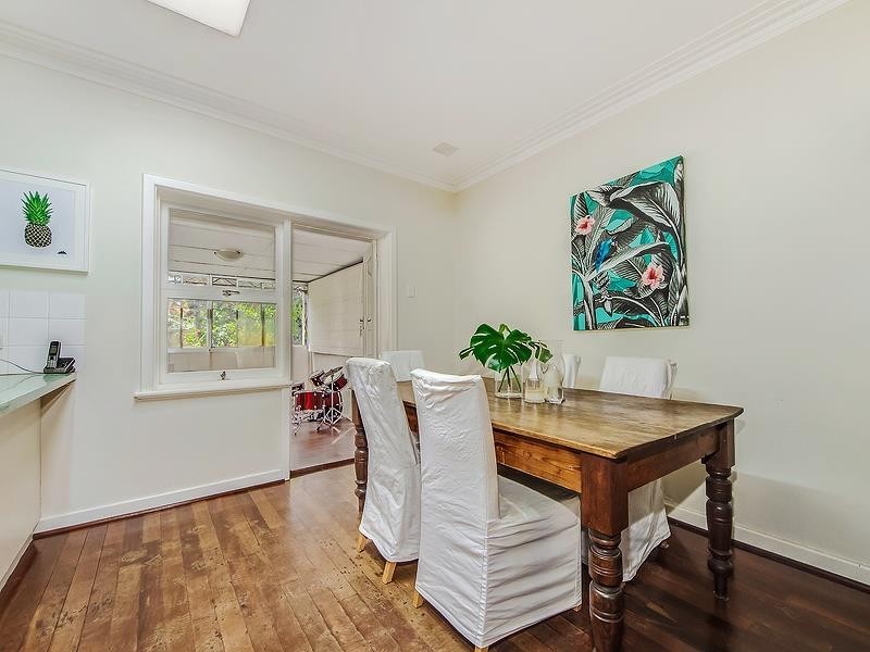 128 Paramatta Road, Doubleview WA 6018