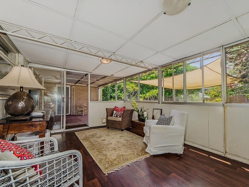 128 Paramatta Road, Doubleview WA 6018