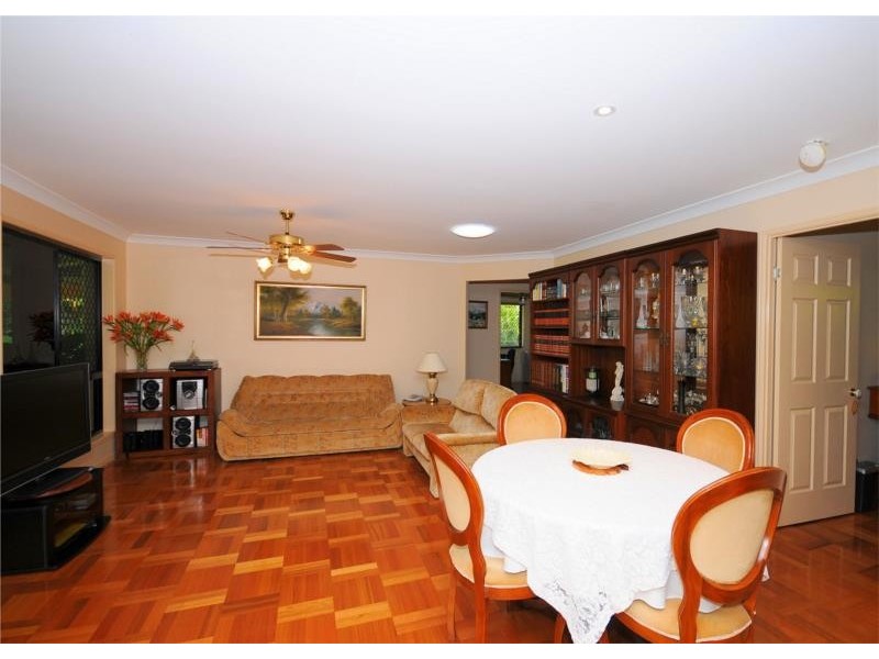 14 San Bromista Court, Urangan QLD 4655