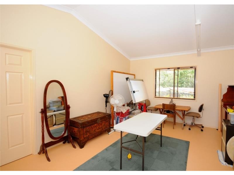 14 San Bromista Court, Urangan QLD 4655