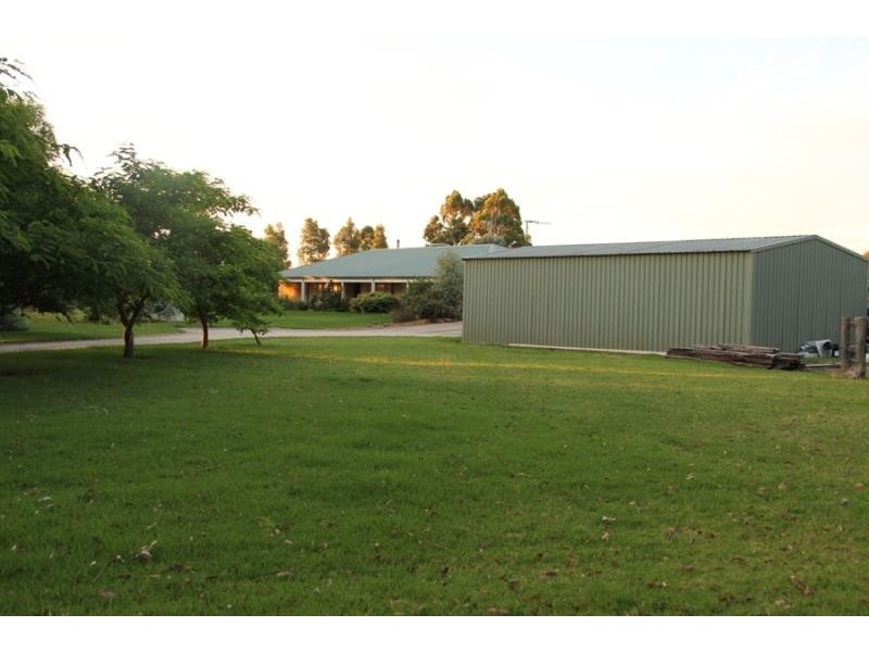 51 Beau Sovereign Court, North Dandalup WA 6207