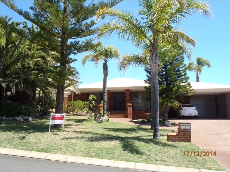 6 Berrigan Row, Halls Head WA 6210