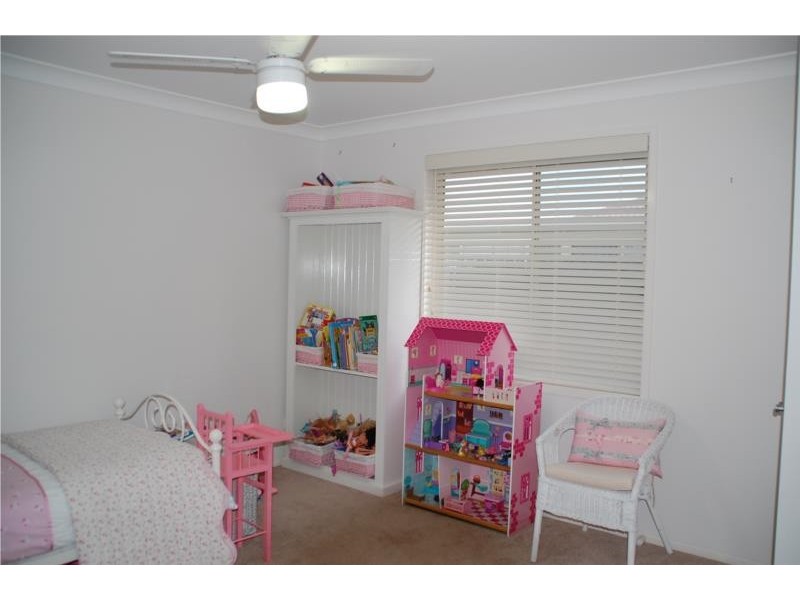 35 GUINEA FLOWER CRESCENT, Worrigee NSW 2540