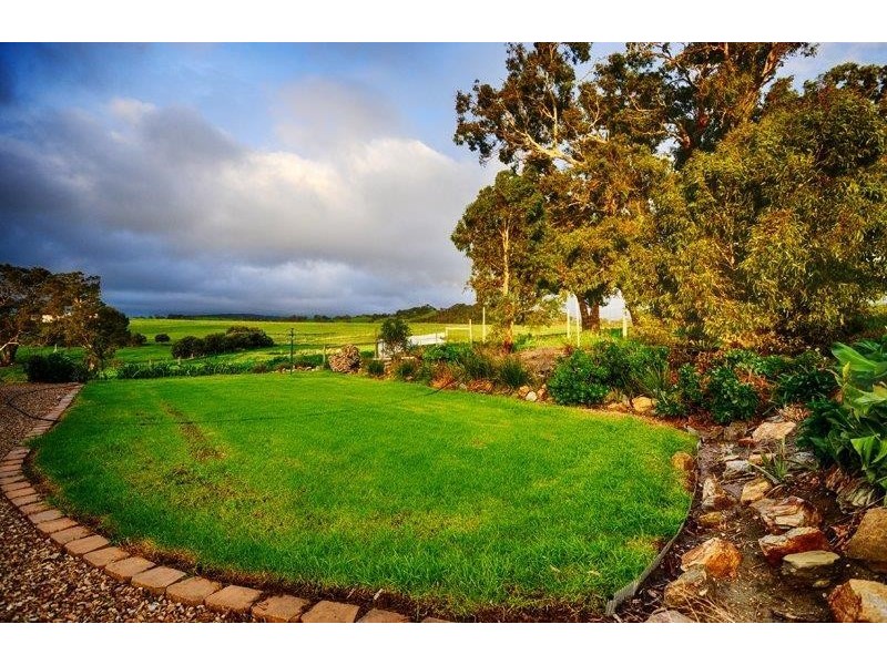 5651 Main South Road, Wattle Flat SA 5203