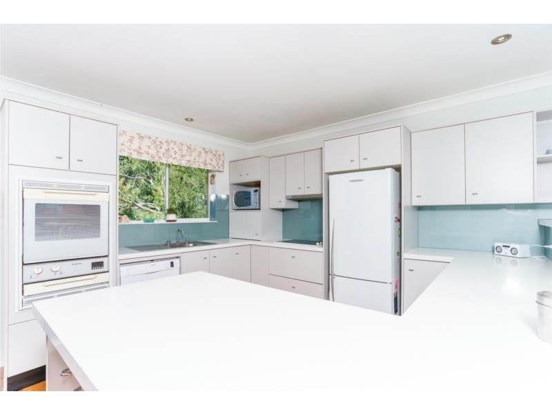 14 Penang Street, Point Clare NSW 2250