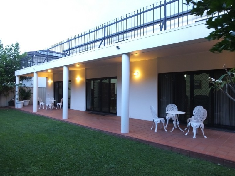 63 Dandelion Street, Eight Mile Plains QLD 4113