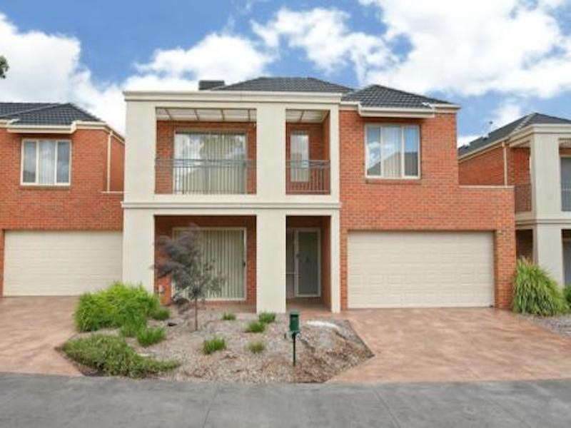32 Madison Boulevard, Mitcham VIC 3132