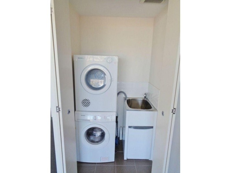 15E/18-28 Main Street, Mawson Lakes SA 5095