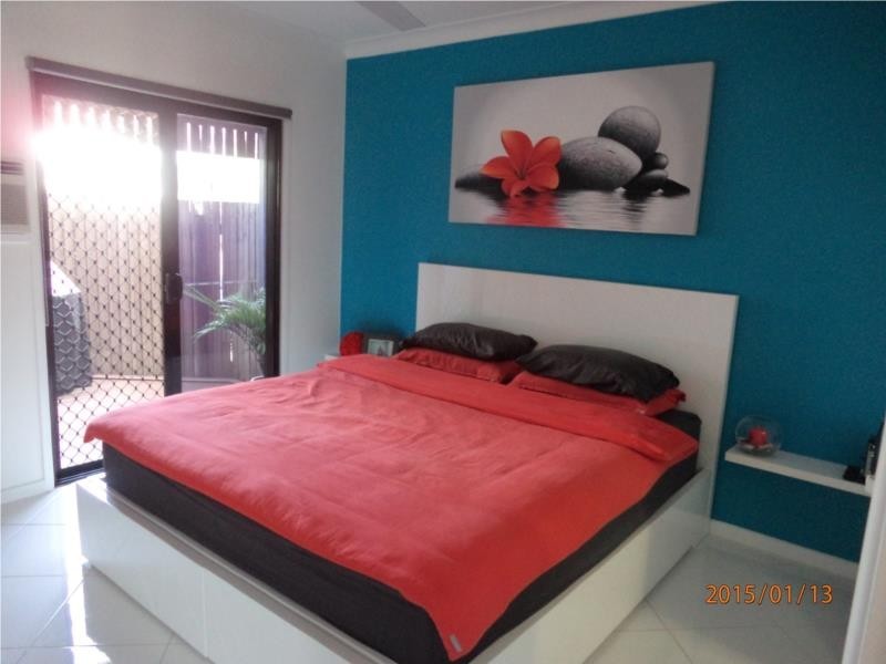 2/33-35 McIlwraith Street, South Townsville QLD 4810